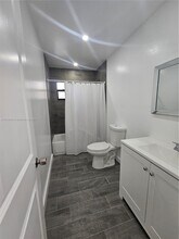 1371 NE 144th St in Miami, FL - Building Photo - Building Photo