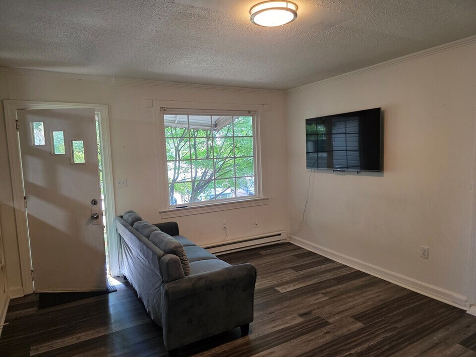 601 Halton Rd in Greenville, SC - Building Photo