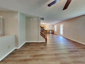 6831 Earlswood Dr in Indianapolis, IN - Building Photo - Building Photo