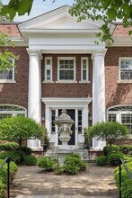 1785 Dupont Ave S in Minneapolis, MN - Foto de edificio - Building Photo