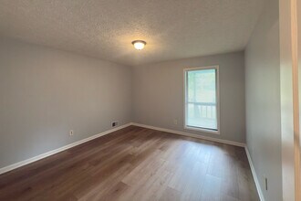 1496 Springwood Dr SE in Smyrna, GA - Building Photo - Building Photo