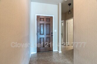 7114 Capricorn Way in Converse, TX - Building Photo - Building Photo