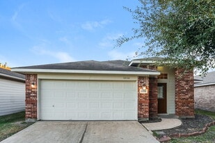 12114 English Brook Cir in Humble, TX - Building Photo