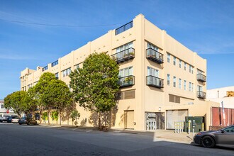 745 Clement St in San Francisco, CA - Building Photo - Building Photo