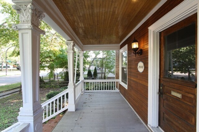 2006 Darrow Ave in Evanston, IL - Building Photo - Building Photo