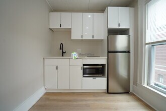 142 Dorchester St in Boston, MA - Building Photo - Building Photo