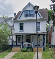 23 Hubbell Park, Unit Lower Apt in Rochester, NY - Building Photo