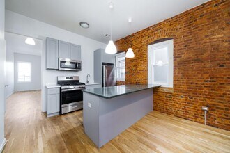 386 Bergen Ave in Jersey City, NJ - Building Photo - Building Photo