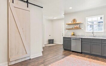 424 Madison St in Lafayette, LA - Building Photo - Building Photo