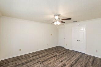 4223 Mountain Peak Way in Houston, TX - Building Photo - Building Photo