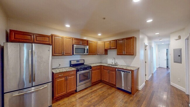 180 Dorchester St, Unit 1