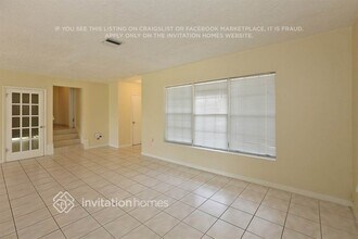 18935 NW 8th Ave in Miami, FL - Building Photo - Building Photo