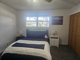 7175 Nova Dr in Davie, FL - Building Photo