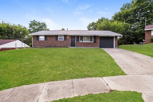 12121 Cornavin Ct in Cincinnati, OH - Building Photo