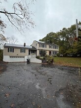 12 Melanie Ln in Ledyard, CT - Building Photo - Building Photo