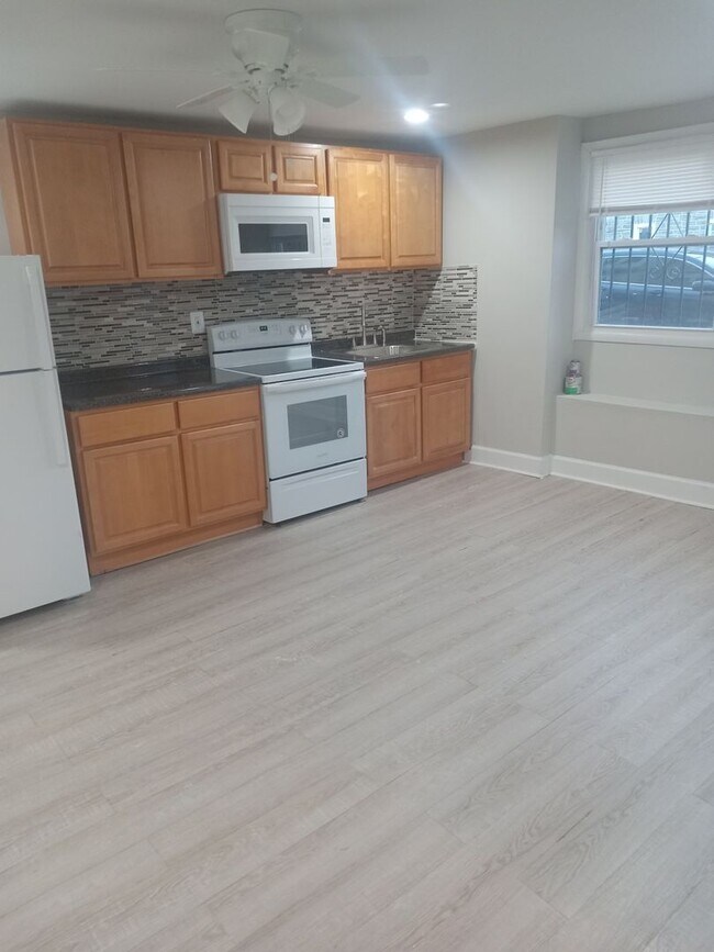 5138 Gainor Rd in Philadelphia, PA - Building Photo - Building Photo