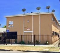 436 W 95th St in Los Angeles, CA - Foto de edificio - Building Photo