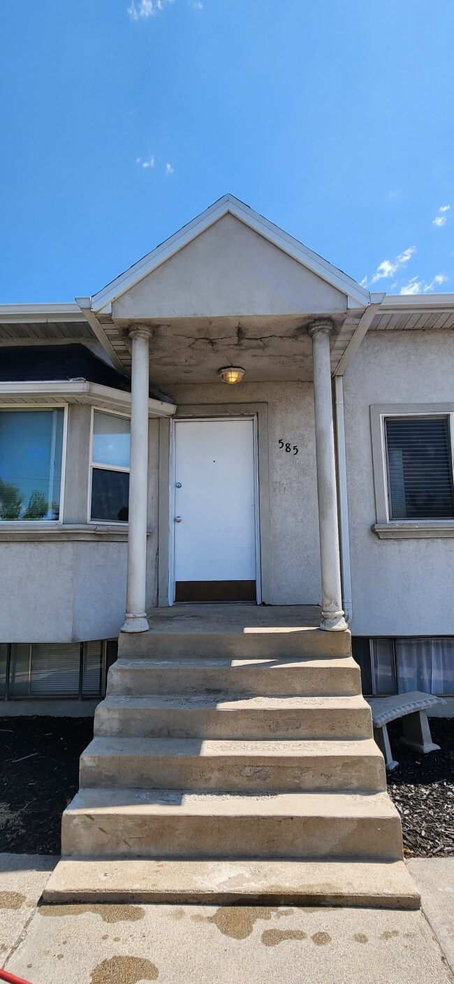 property at 585B S 1200 W