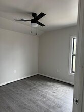 627 CR-5102I in Cleveland, TX - Building Photo - Building Photo