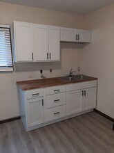 2114 W 83rd St in Cleveland, OH - Building Photo - Building Photo