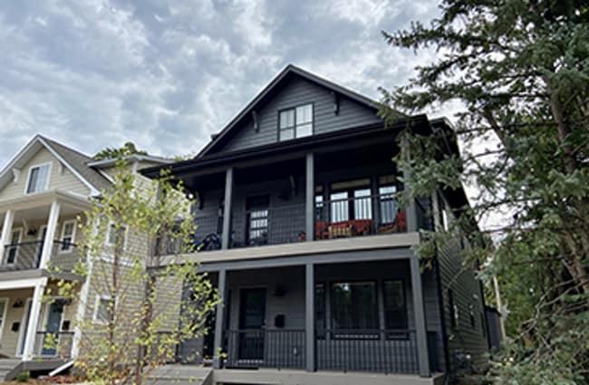 property at 864 18th Ave SE