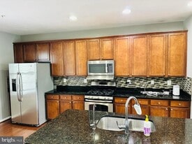 6764 Green Mill Way in Columbia, MD - Building Photo