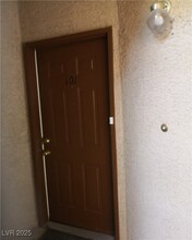 6869 Tamarus St in Las Vegas, NV - Building Photo - Building Photo