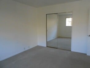 555 Vallombrosa Ave in Chico, CA - Building Photo - Building Photo