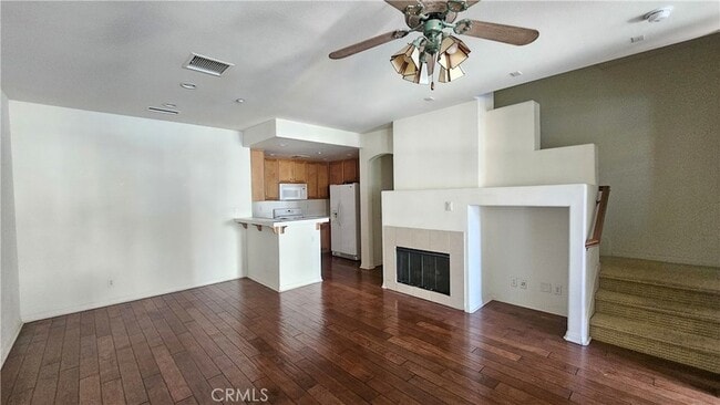 32 Vermillion in Irvine, CA - Building Photo - Building Photo