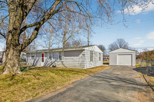 property at 7525 Mildred Rd