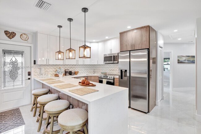 property at 1001 SW 19th St