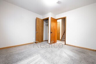 1160 Mccarley Dr W in Columbus, OH - Building Photo - Building Photo