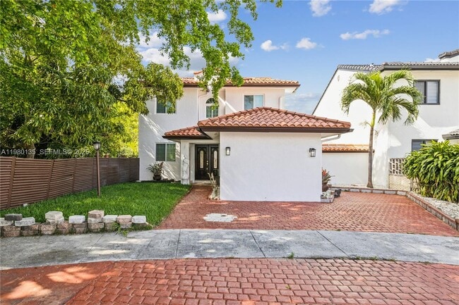 property at 15131 SW 58th St