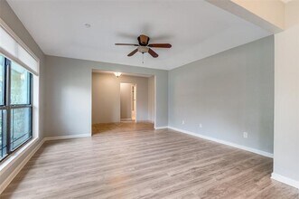 6220 Glennox Ln in Dallas, TX - Building Photo - Building Photo