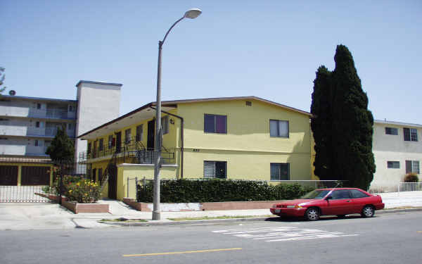 430 Golden Ave in Long Beach, CA - Building Photo - Building Photo