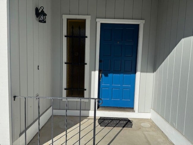 676 Rinaldo St in Santa Rosa, CA - Building Photo - Building Photo