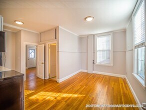510 E Broadway in Boston, MA - Building Photo - Building Photo