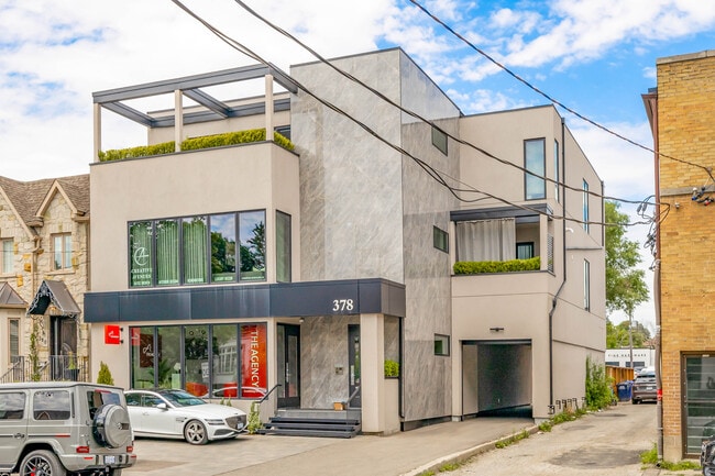 378 Fairlawn Ave