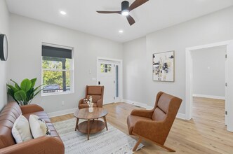 571 Hale Ave in Cincinnati, OH - Building Photo - Building Photo