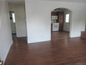 137 Central Hwy in Stony Point, NY - Building Photo - Building Photo