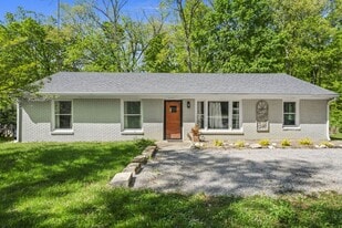 7501 Hwy 22 in Crestwood, KY - Building Photo