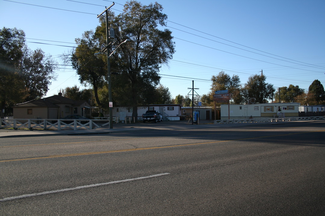 Rangeview Apartments in Commerce City, CO - Building Photo