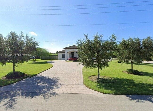 17040 SW 280th St in Homestead, FL - Building Photo - Building Photo