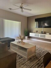 326 Chelsea Dr in Davenport, FL - Building Photo - Building Photo