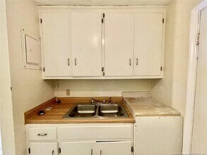 1707 Powatan St in Fayetteville, NC - Building Photo - Building Photo