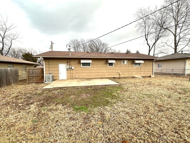 1606 S Oronogo St in Webb City, MO - Building Photo - Building Photo