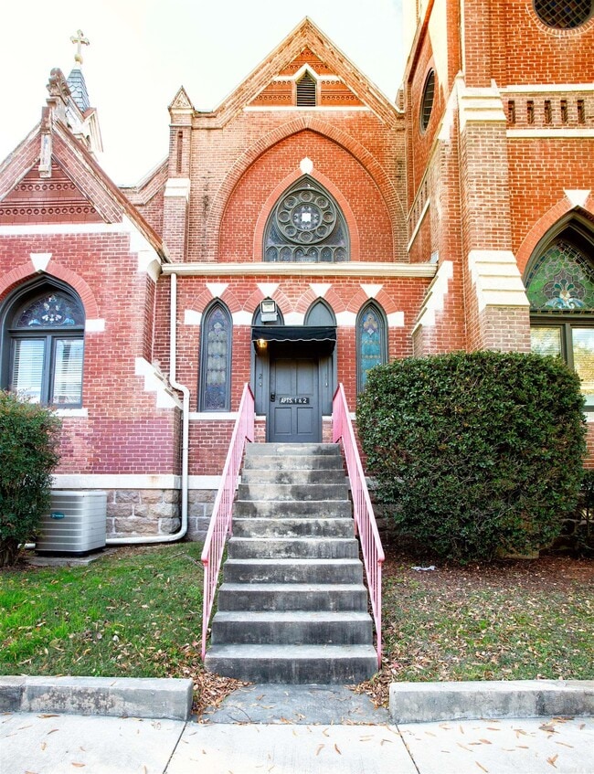 property at 1500 Center St