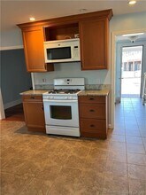 316 Reef Rd in Fairfield, CT - Building Photo - Building Photo