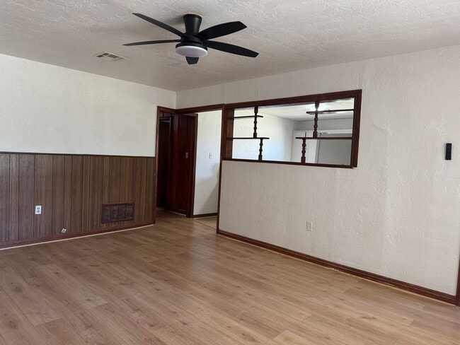 813 SW E Ave in Lawton, OK - Building Photo - Building Photo
