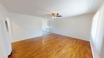 626 Kew in Inglewood, CA - Building Photo